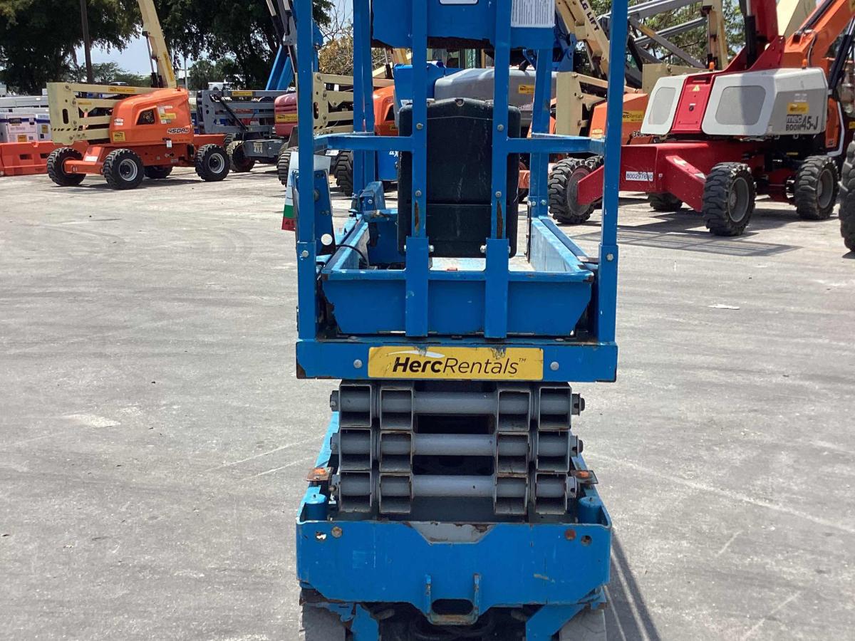 2018 Genie GS-1930-4