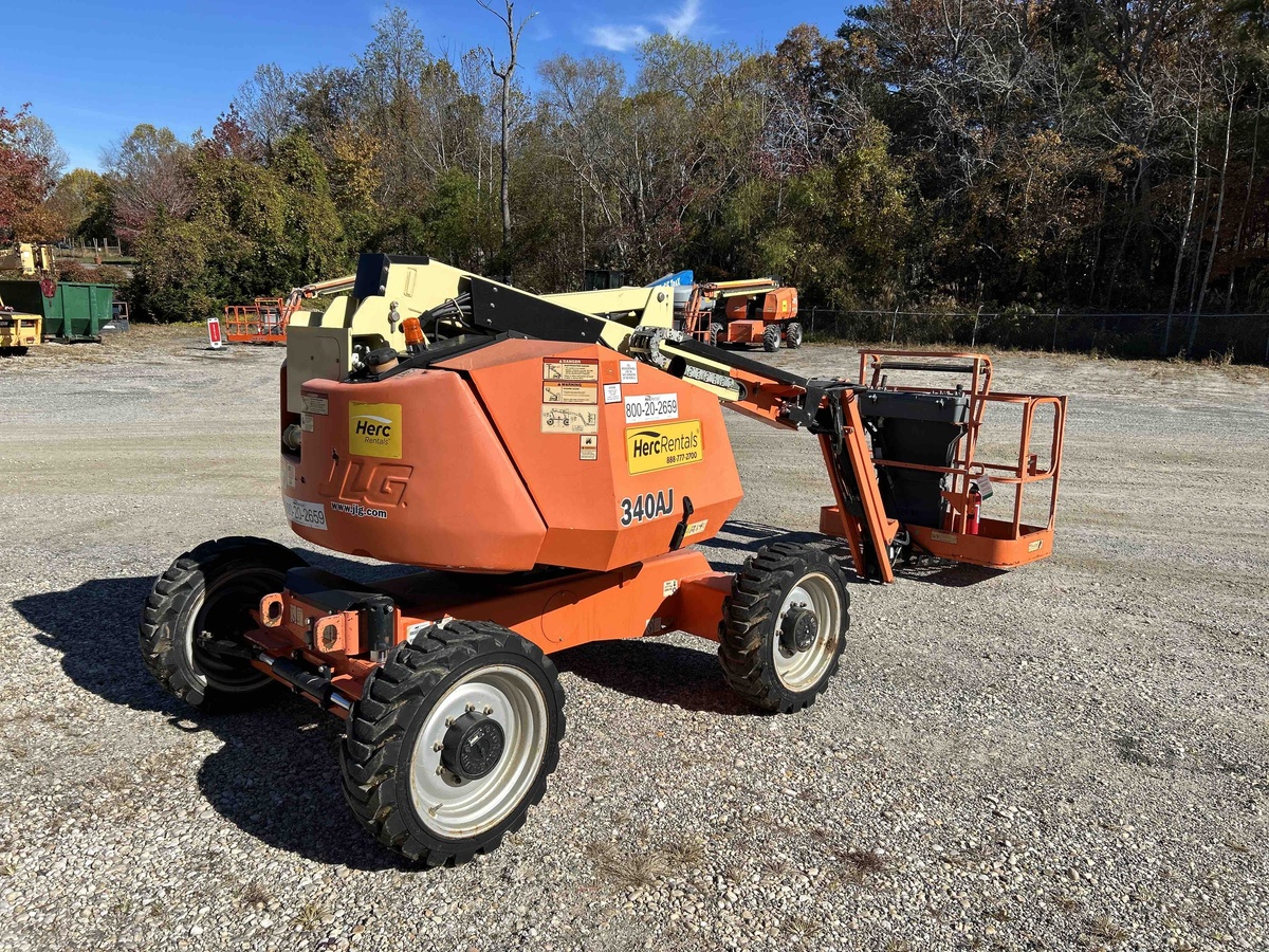 2018 JLG 340AJ-2