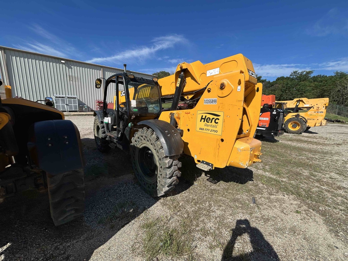 2022 JCB 507-42-2