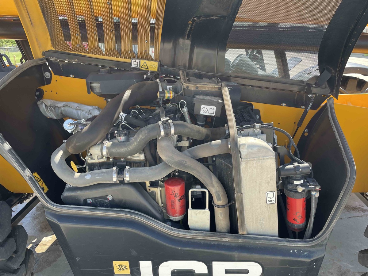 2022 JCB 509-42-4