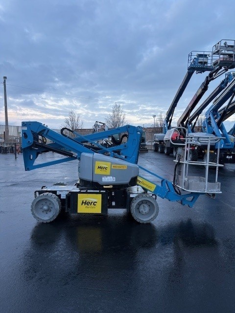 2017 Genie Z-33/18