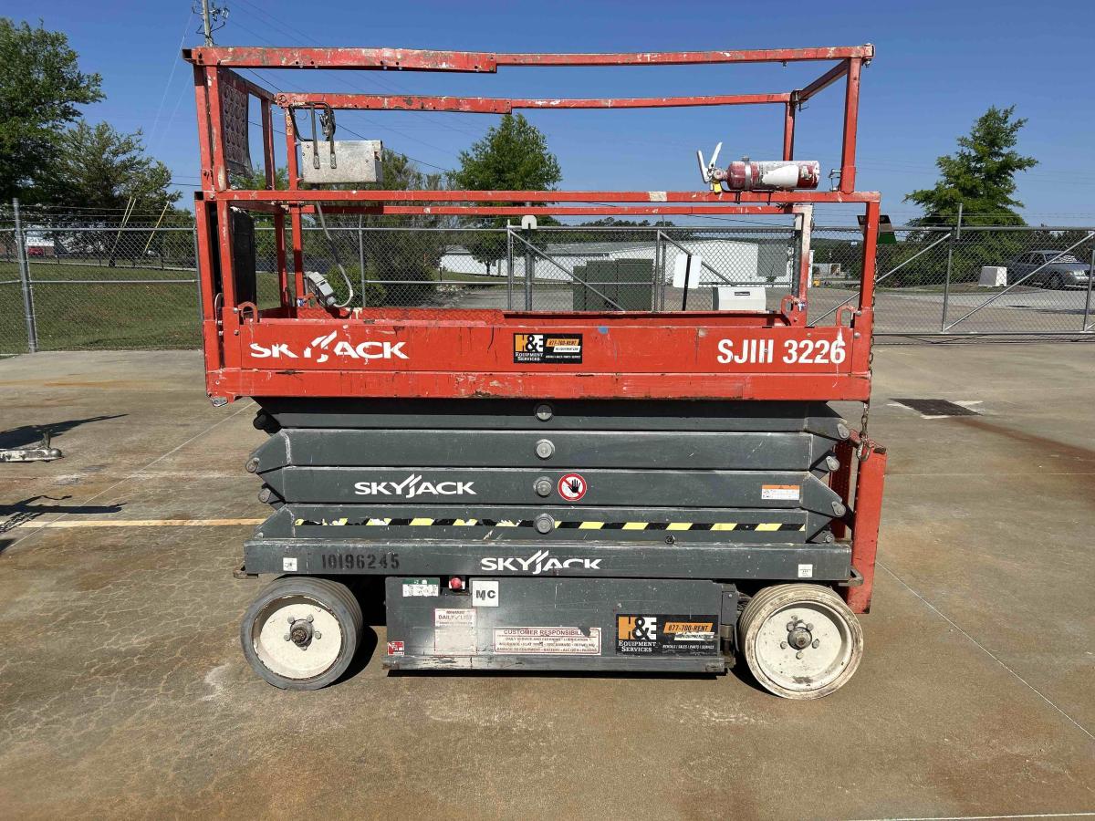 2016 Skyjack SJ3226