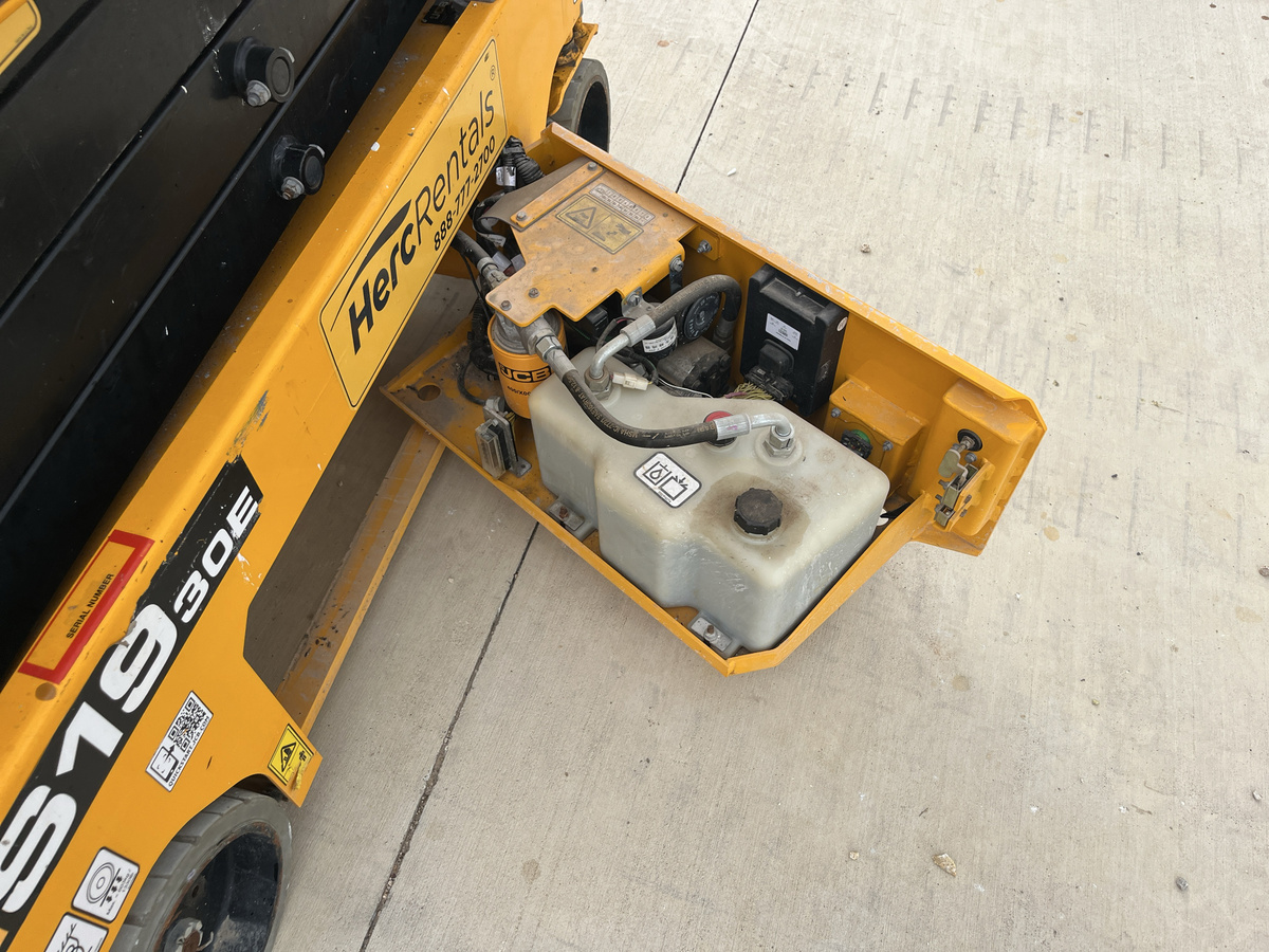 2023 JCB S1930E-9