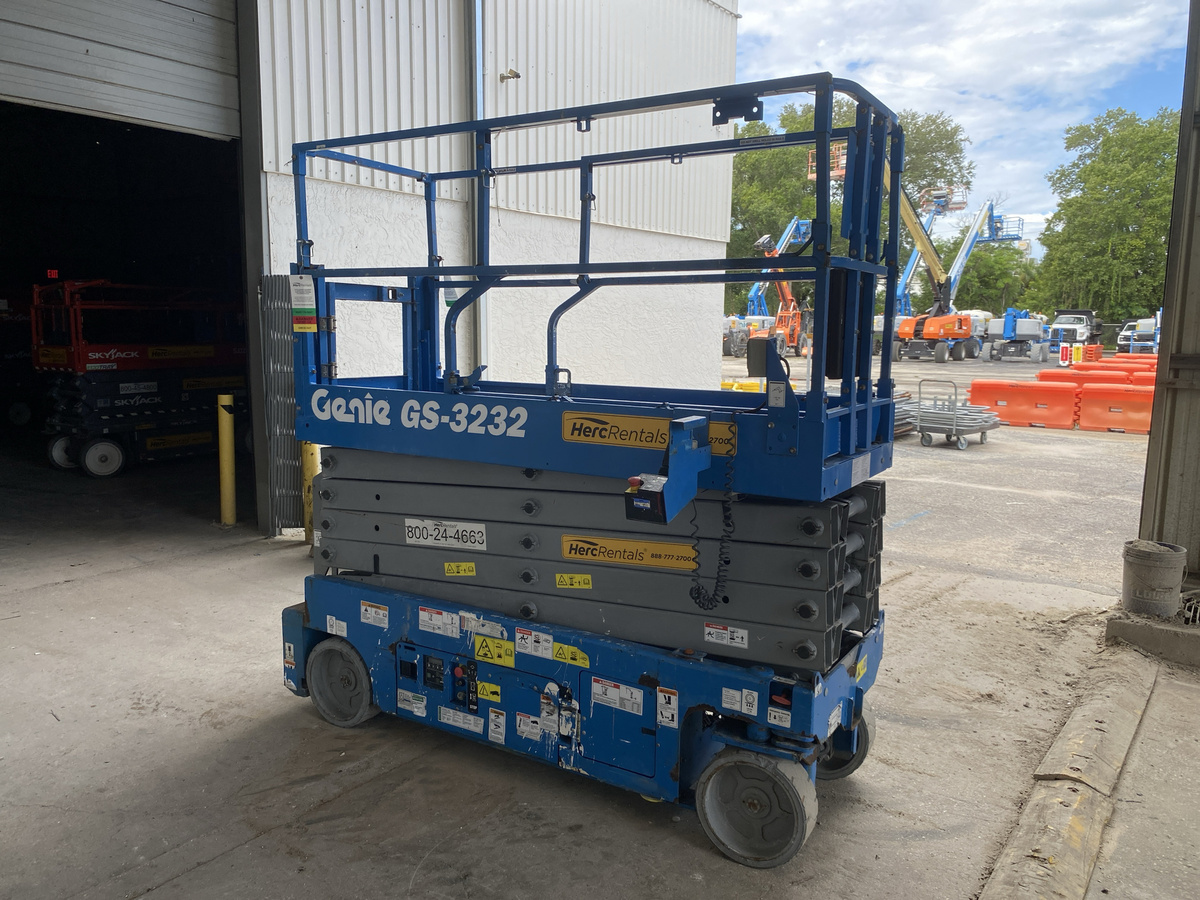 2019 Genie GS-3232-3