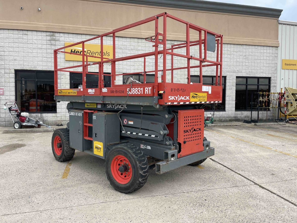 2017 Skyjack SJ8831 RT-3
