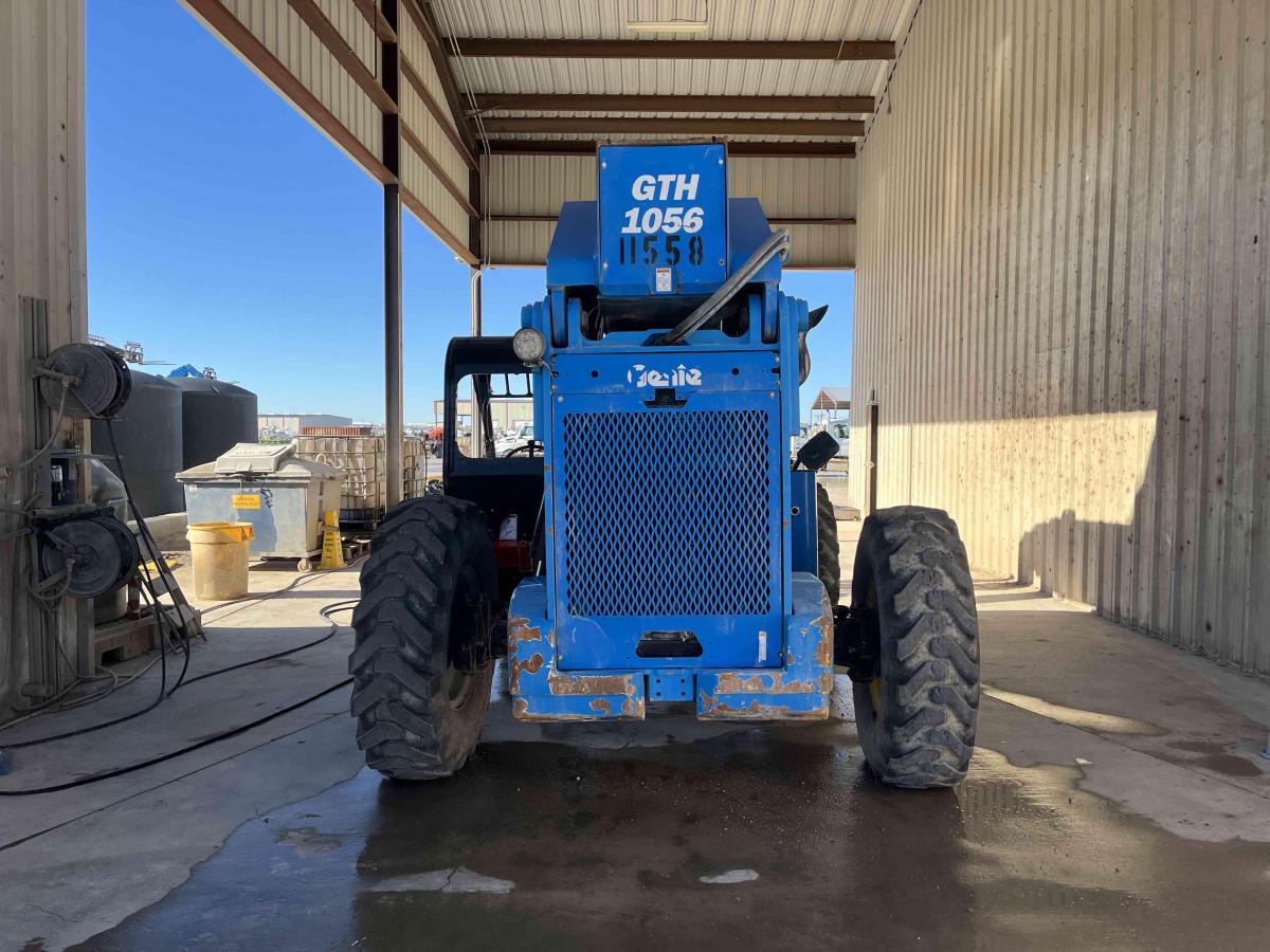 2021 Genie GTH-1056