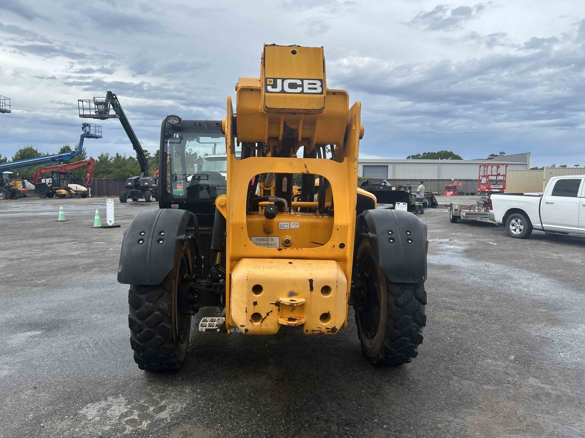 2022 JCB 507-42-7