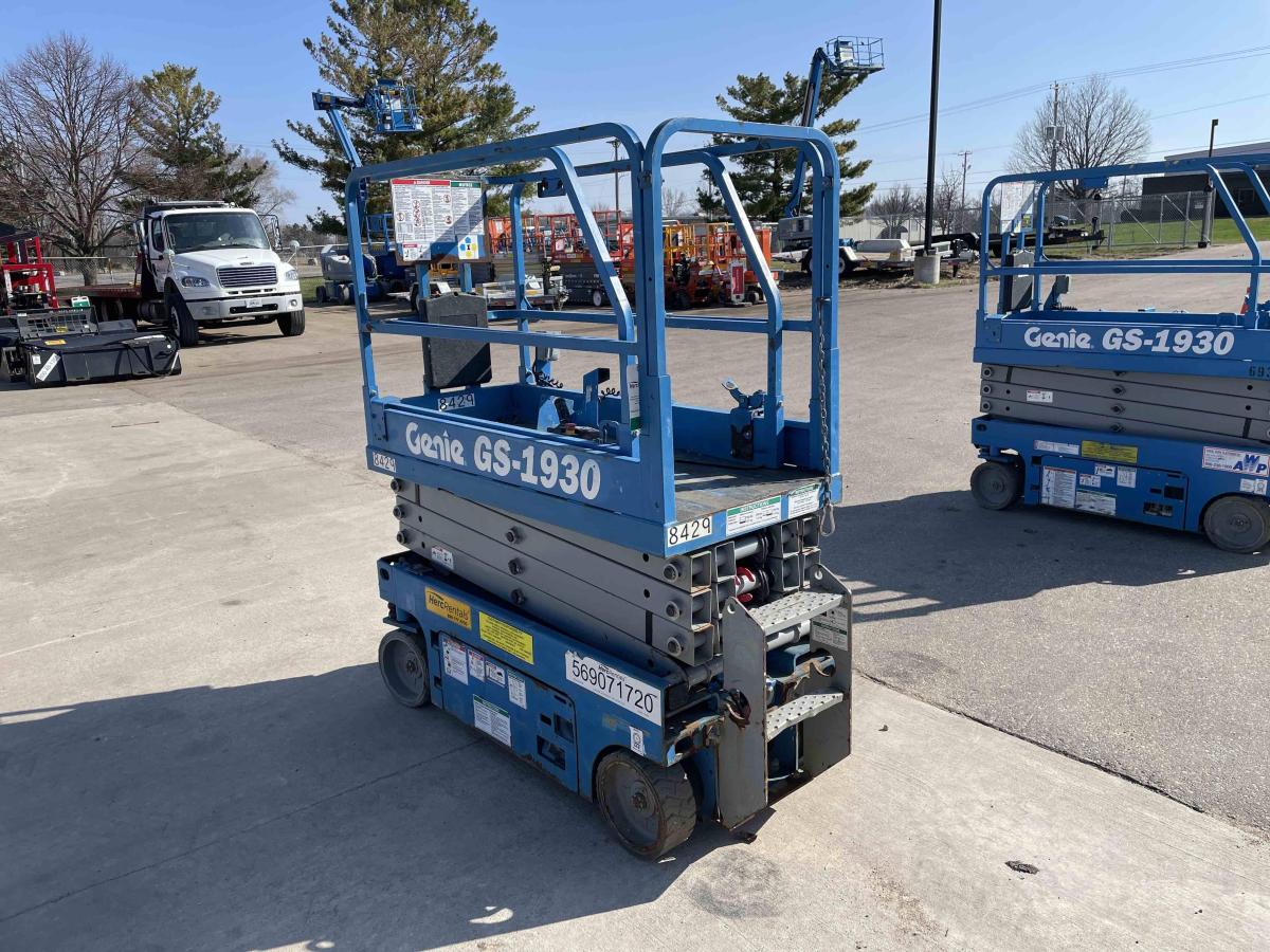 2018 Genie GS-1930