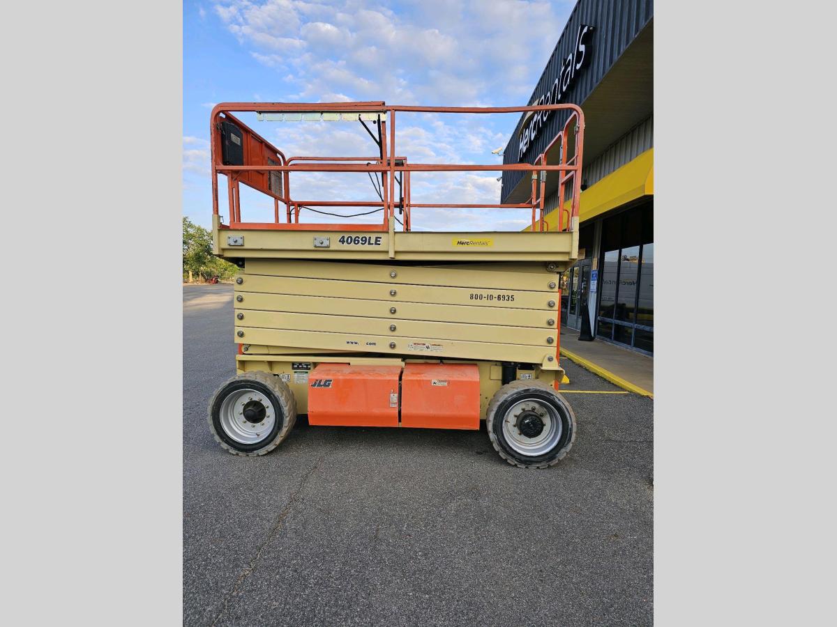 2016 JLG 4069LE