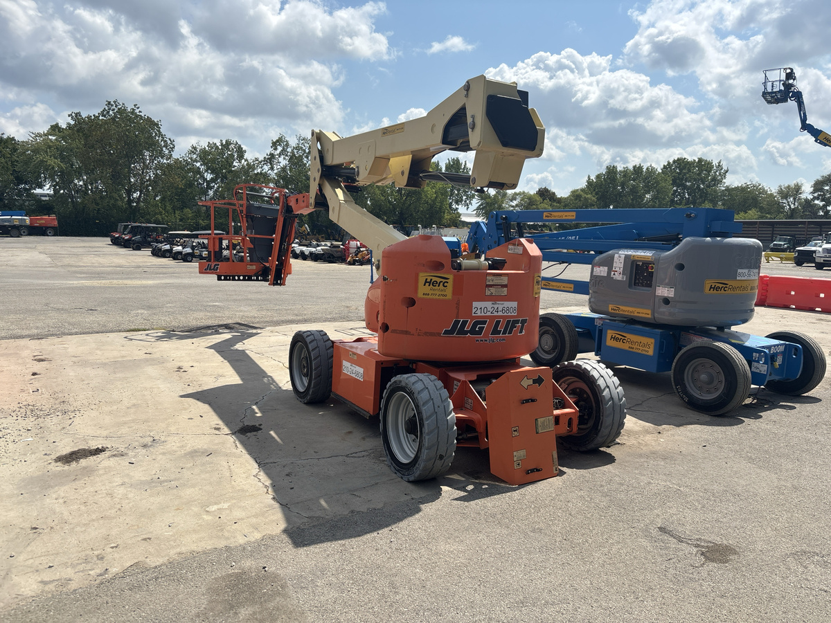 2018 JLG E450AJ-3