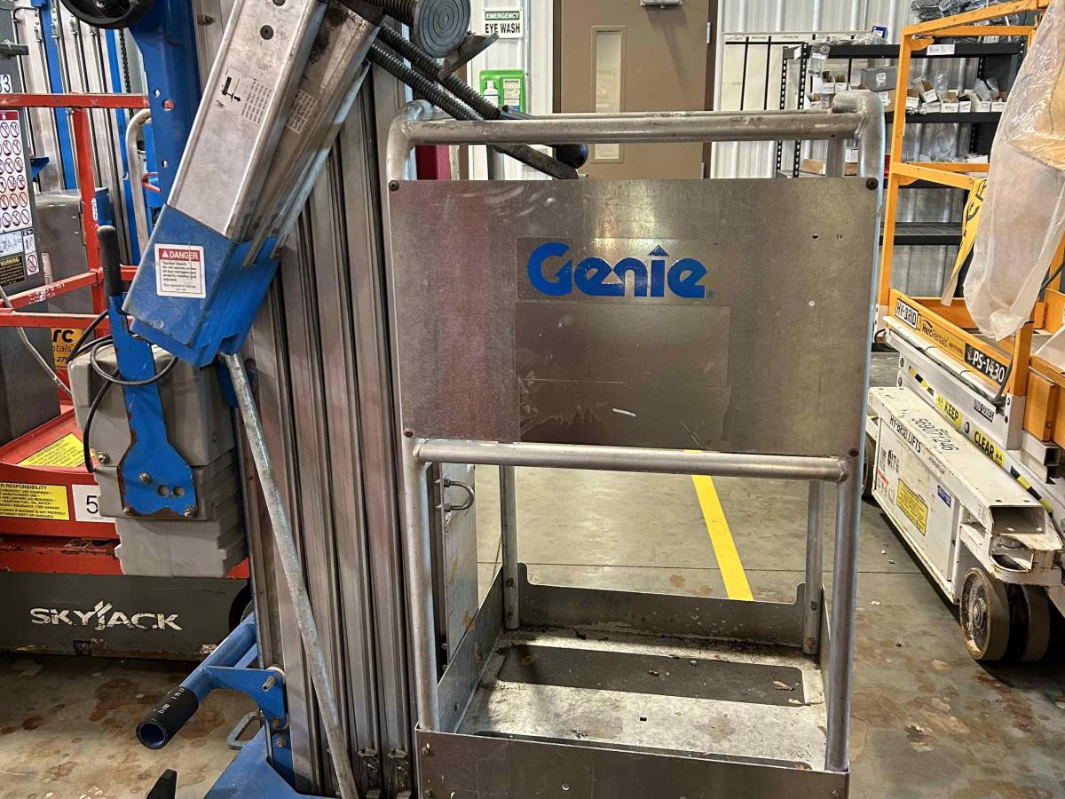 2016 Genie AWP-25S