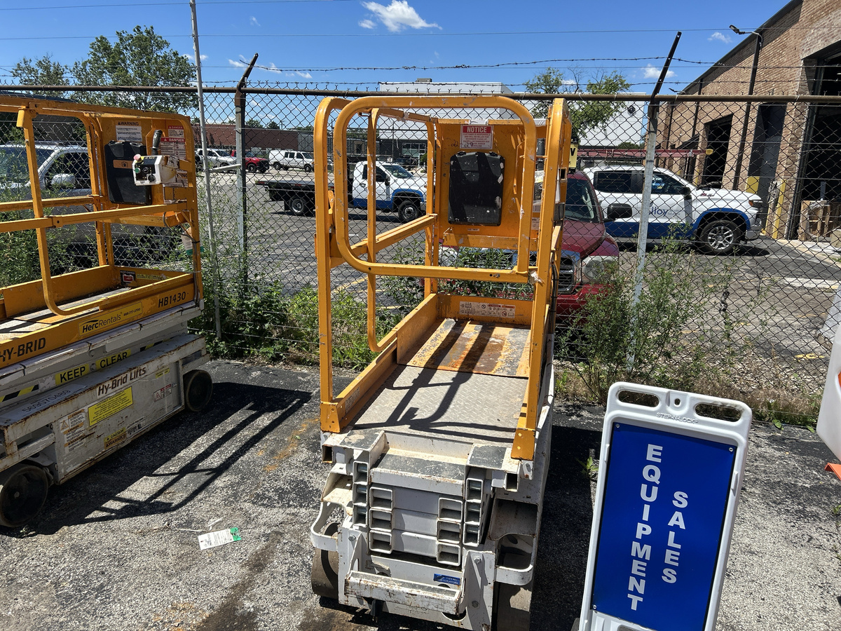 2018 Hy-Brid Lifts HB-1430-4