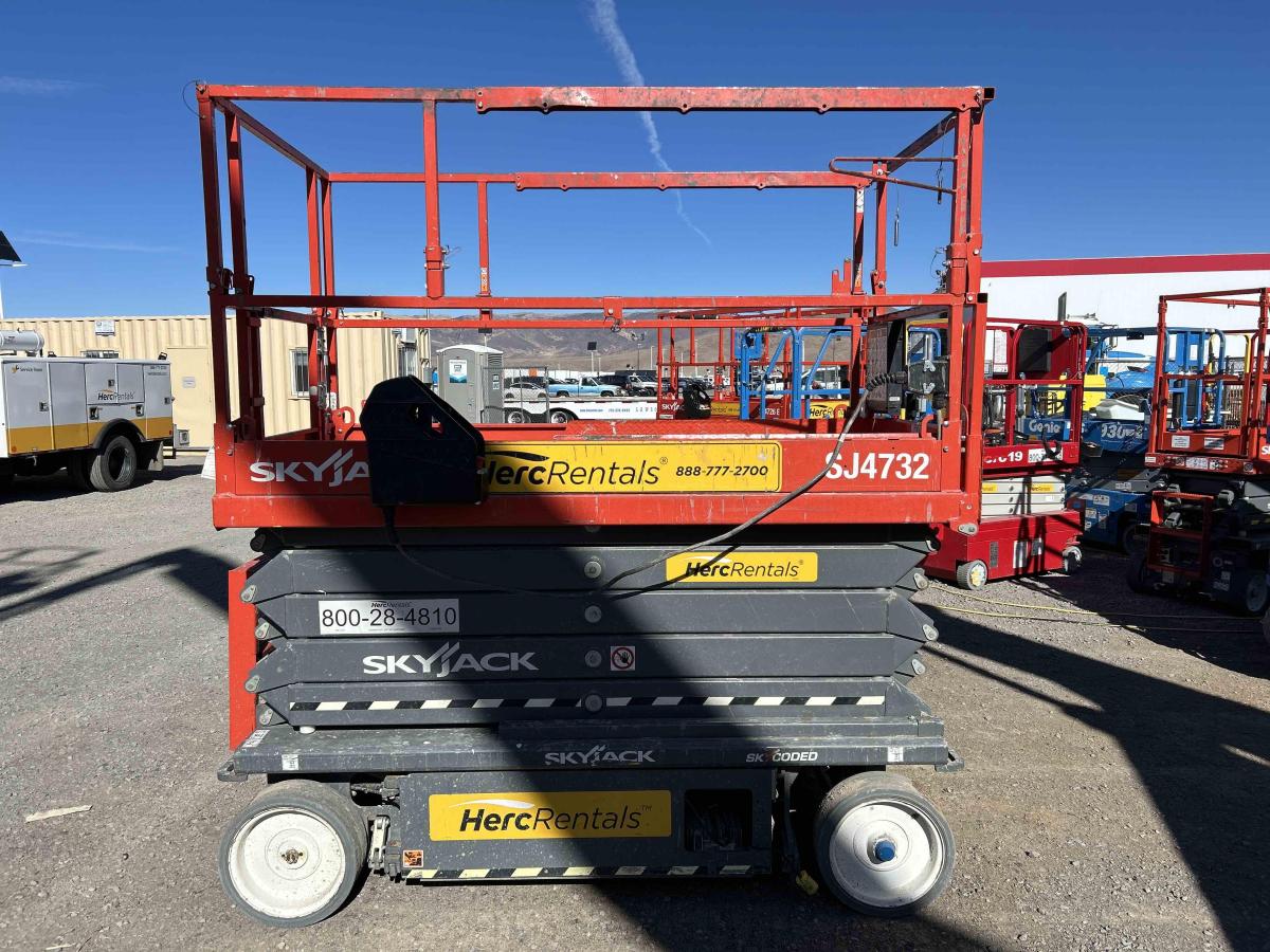 2020 Skyjack SJ4732