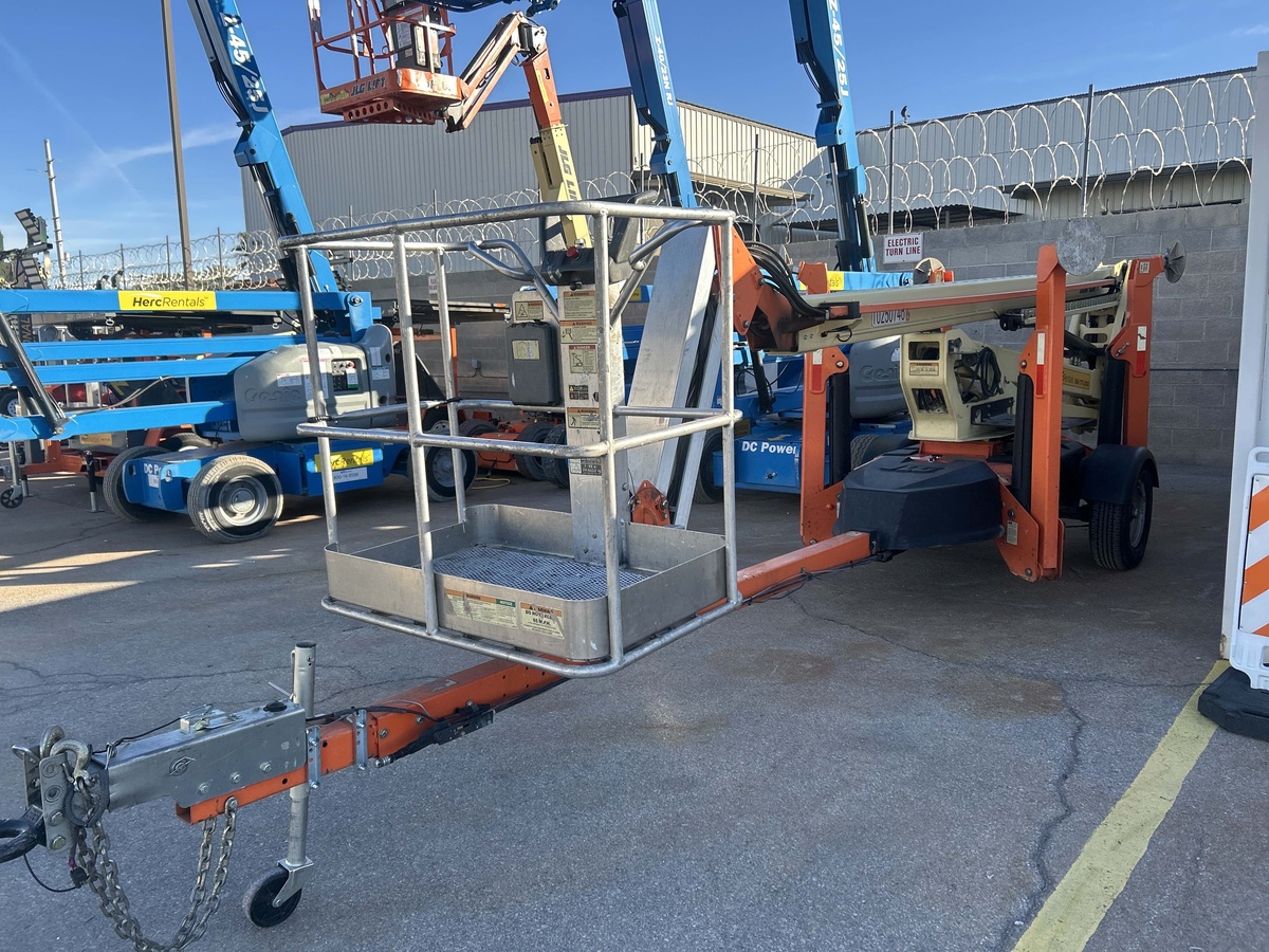 2018 JLG T500J-2