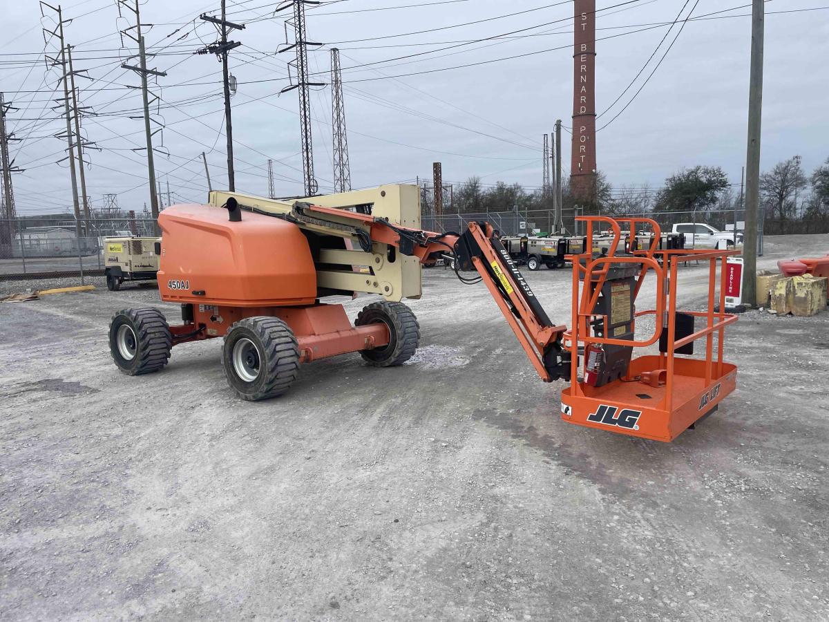 2016 JLG 450AJ