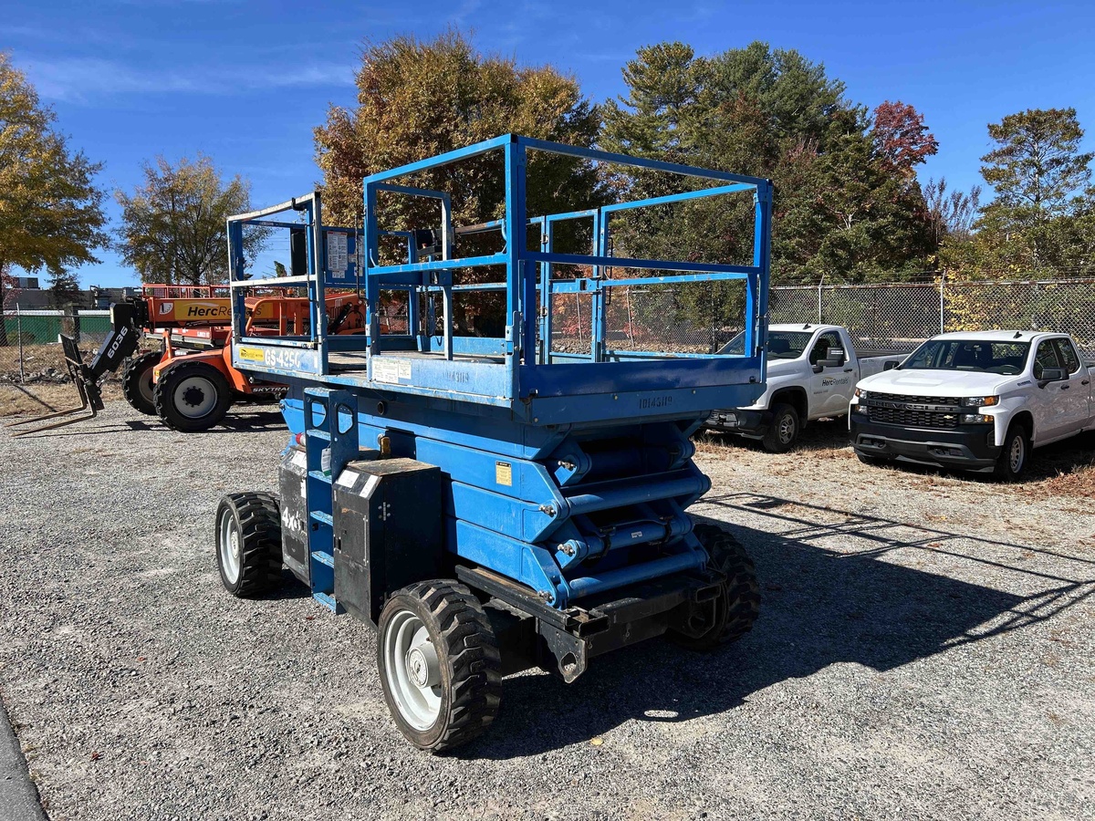 2014 Genie GS-4390 RT-6