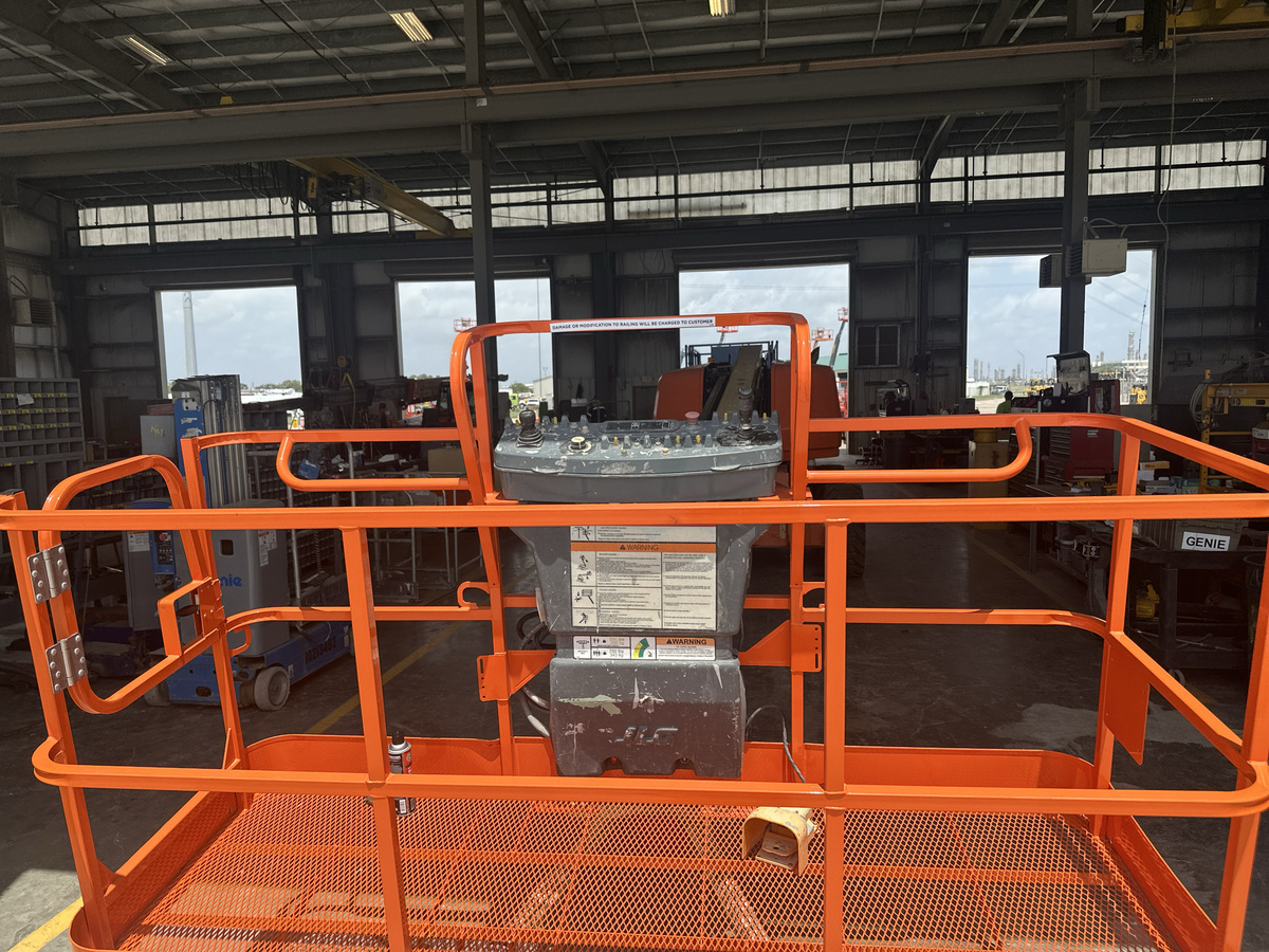 2018 JLG 660SJ-7