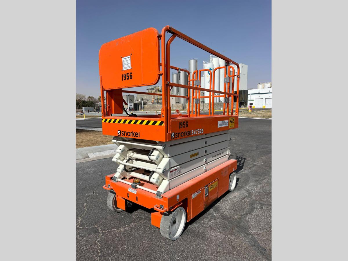 2022 Snorkel S4732E