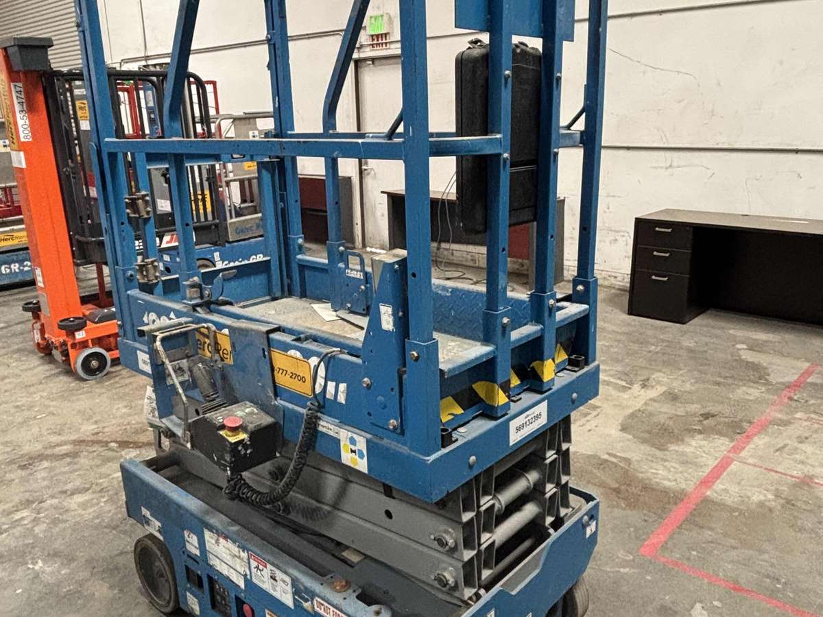 2019 Genie GS1330M-5