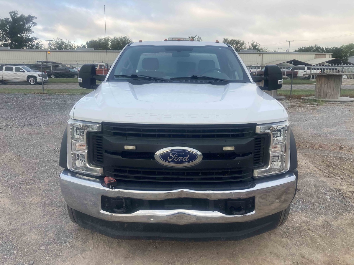 2019 Ford F550-2