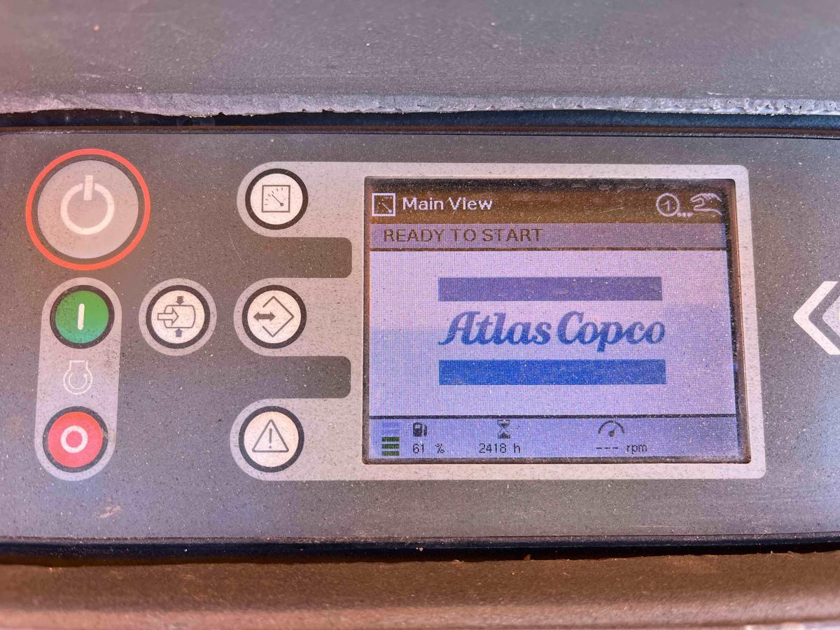 2017 Atlas Copco XAS 400