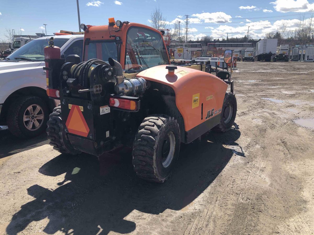 2017 JLG G5-18A