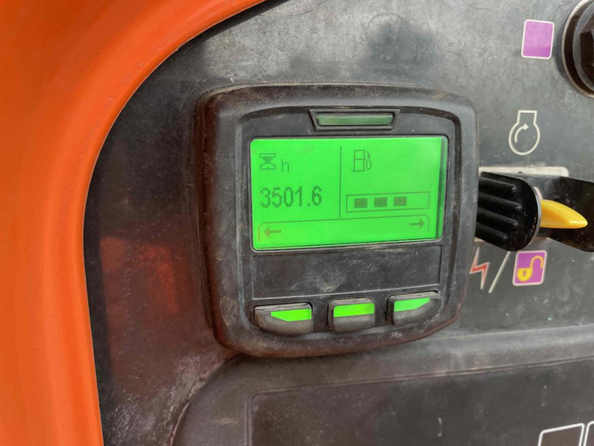 2018 JLG 460SJ
