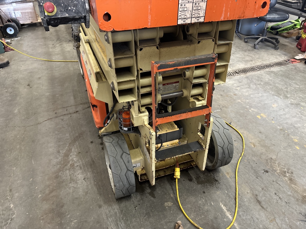 2018 JLG 2632ES-5