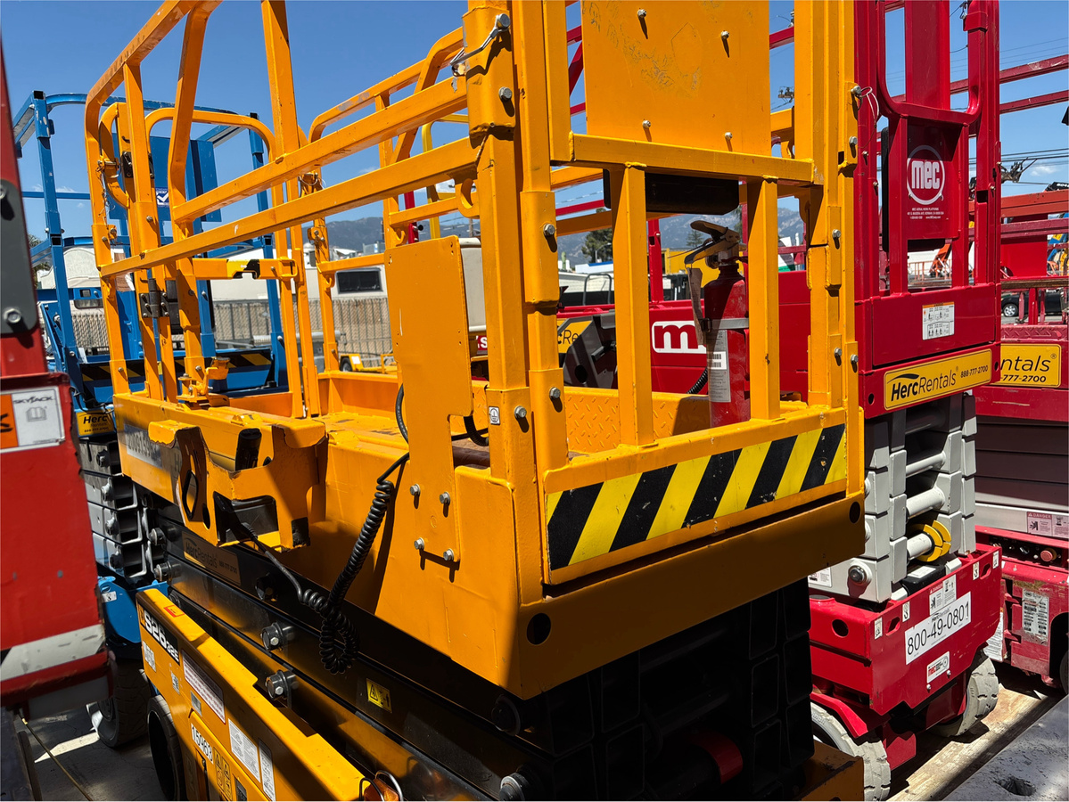 2023 JCB S2632E