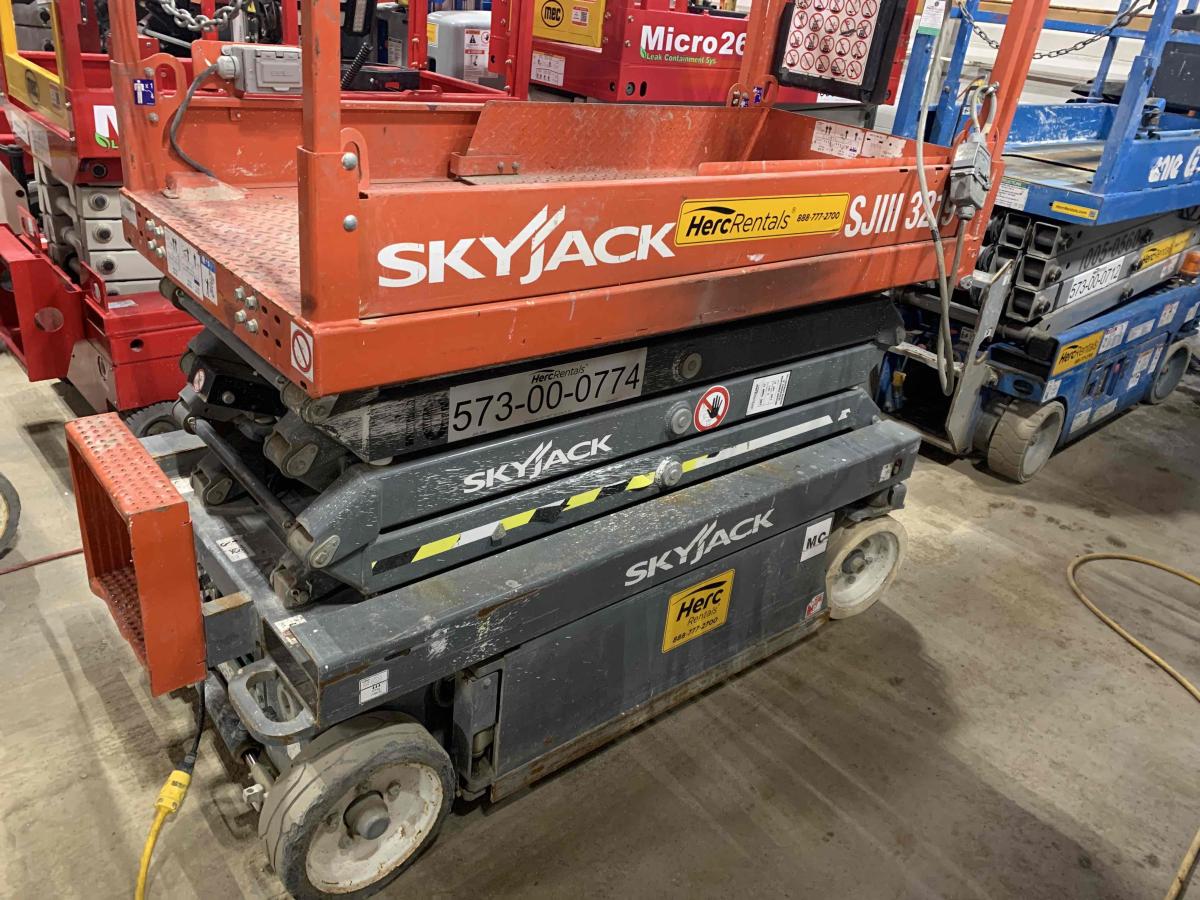 2017 Skyjack SJ3219