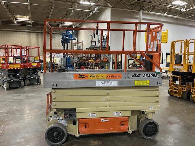 2004 JLG 2630ES