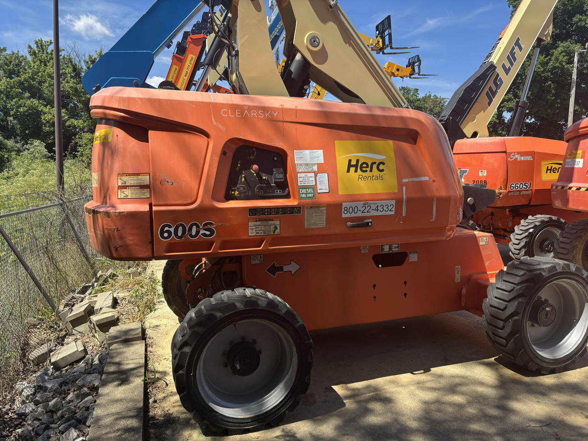 2018 JLG 600S-3