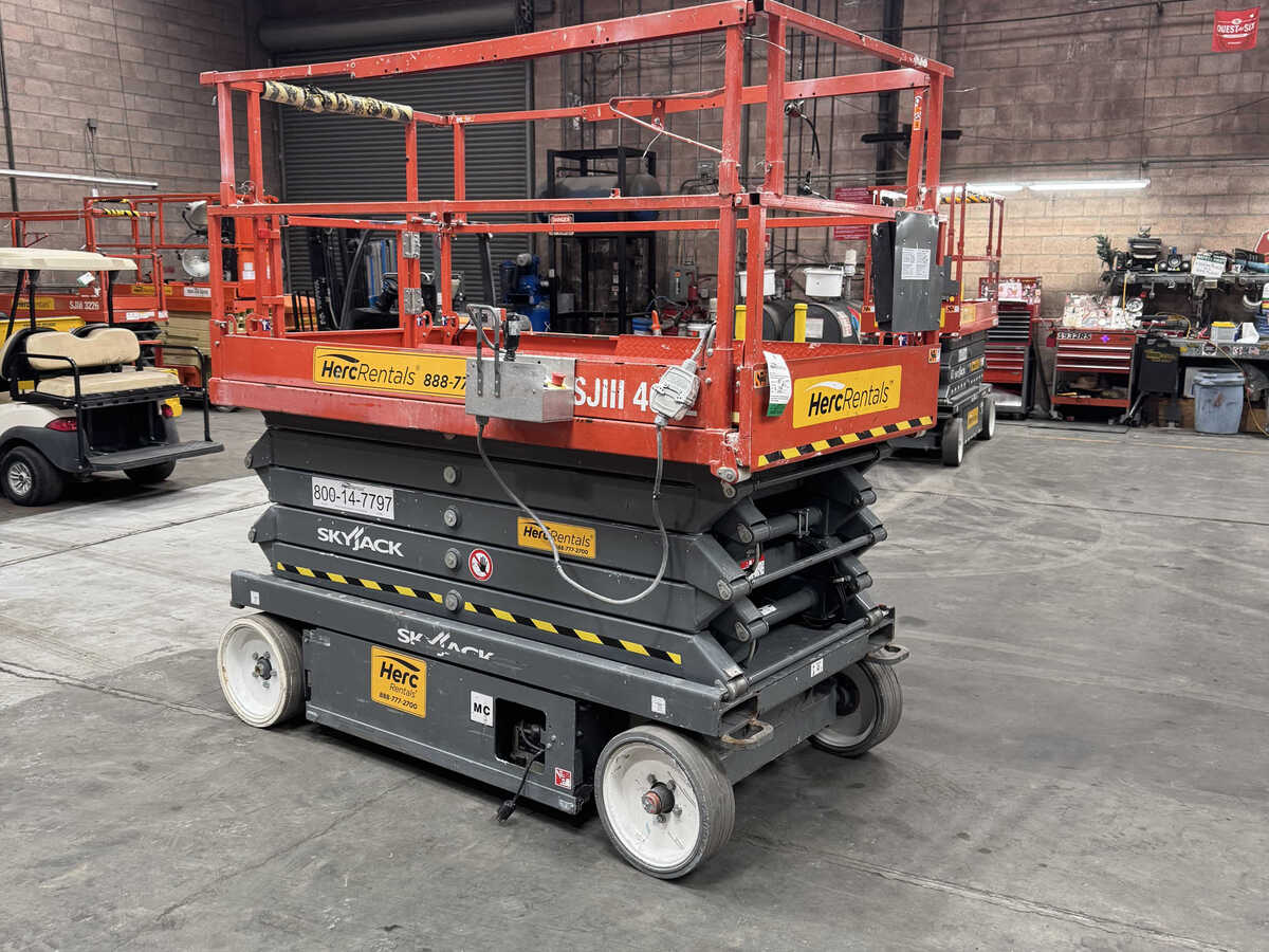 2017 Skyjack SJ4632
