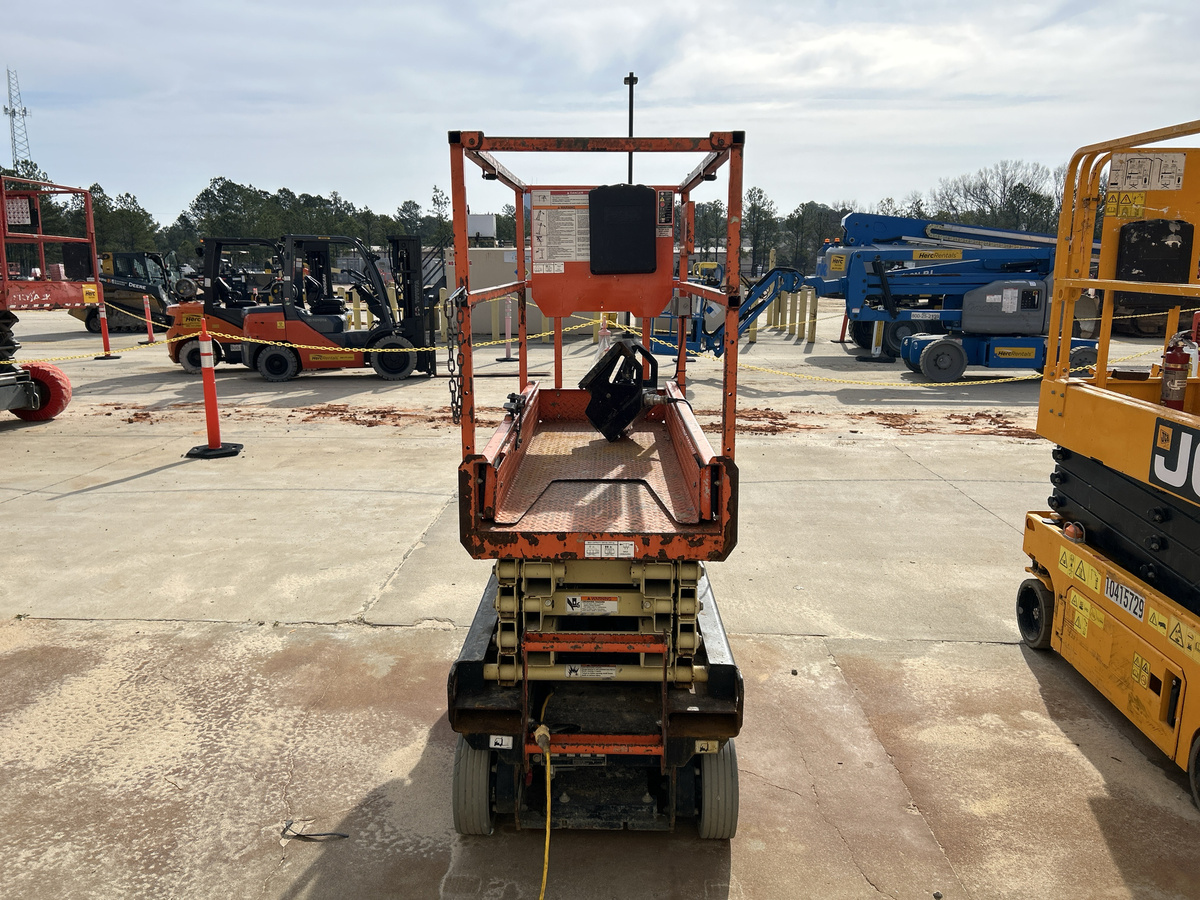 2018 JLG 1932R-7