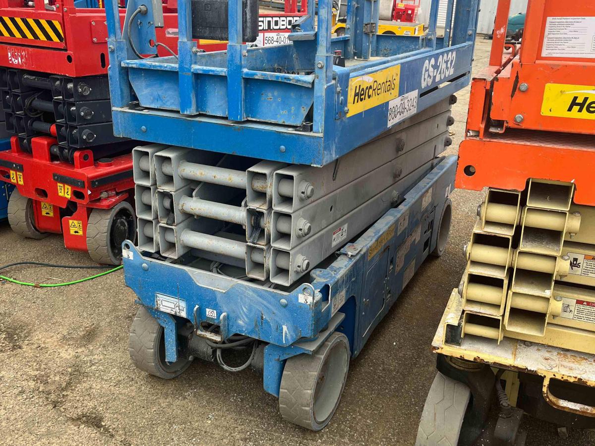2016 Genie GS-2632