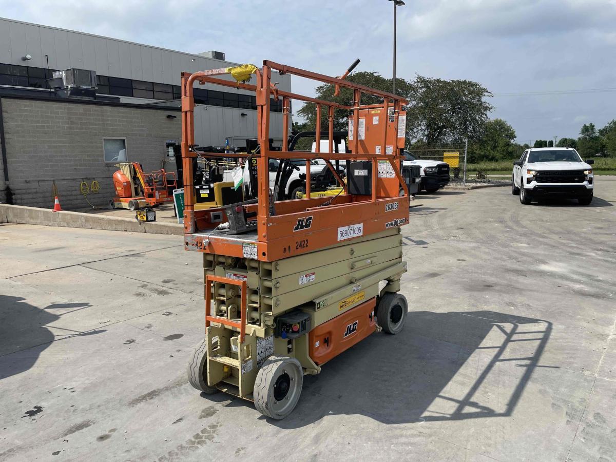 2005 JLG 2630ES