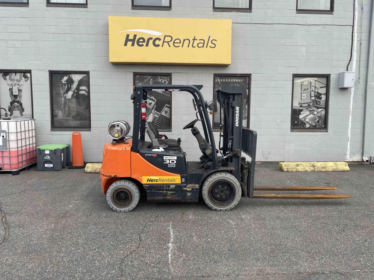 2017 Doosan G30E-5