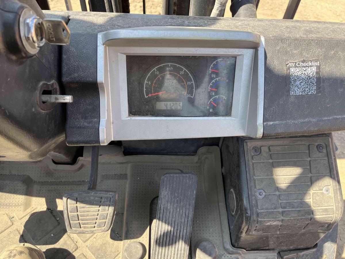 2022 Doosan G25E
