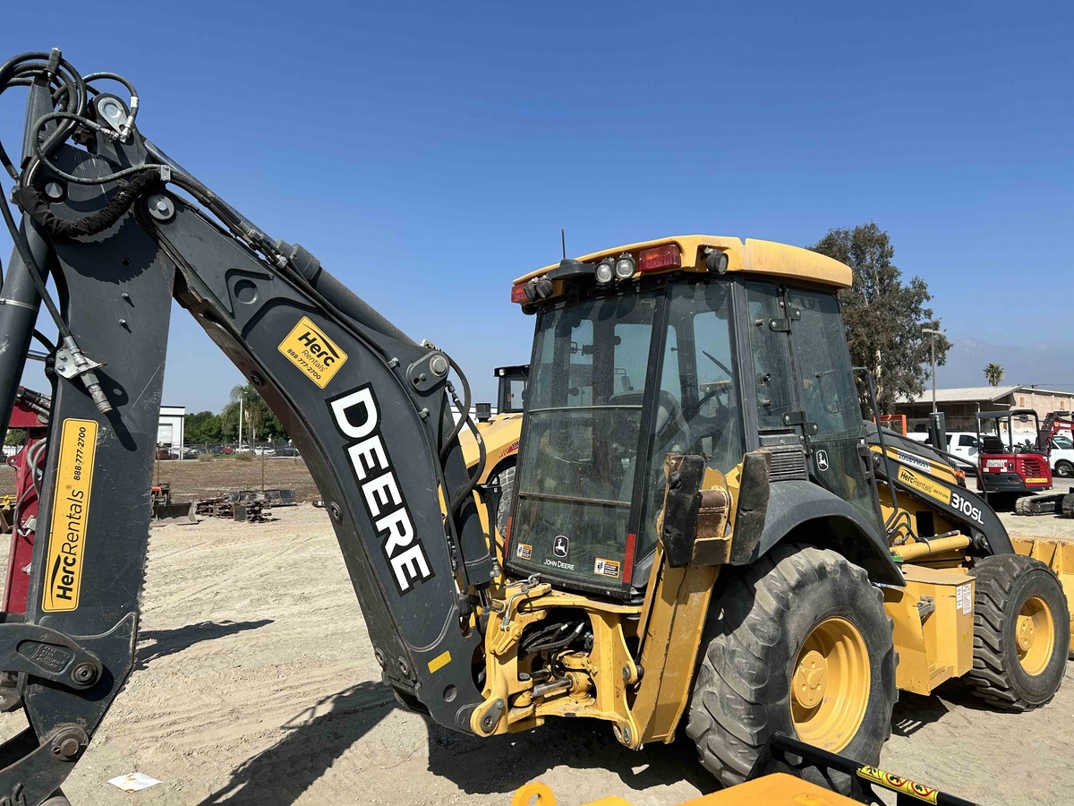 2018 John Deere 310SL