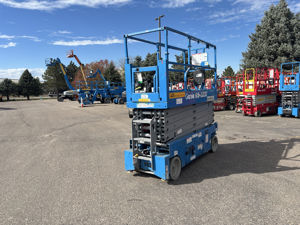 2019 Genie GS-3232-4