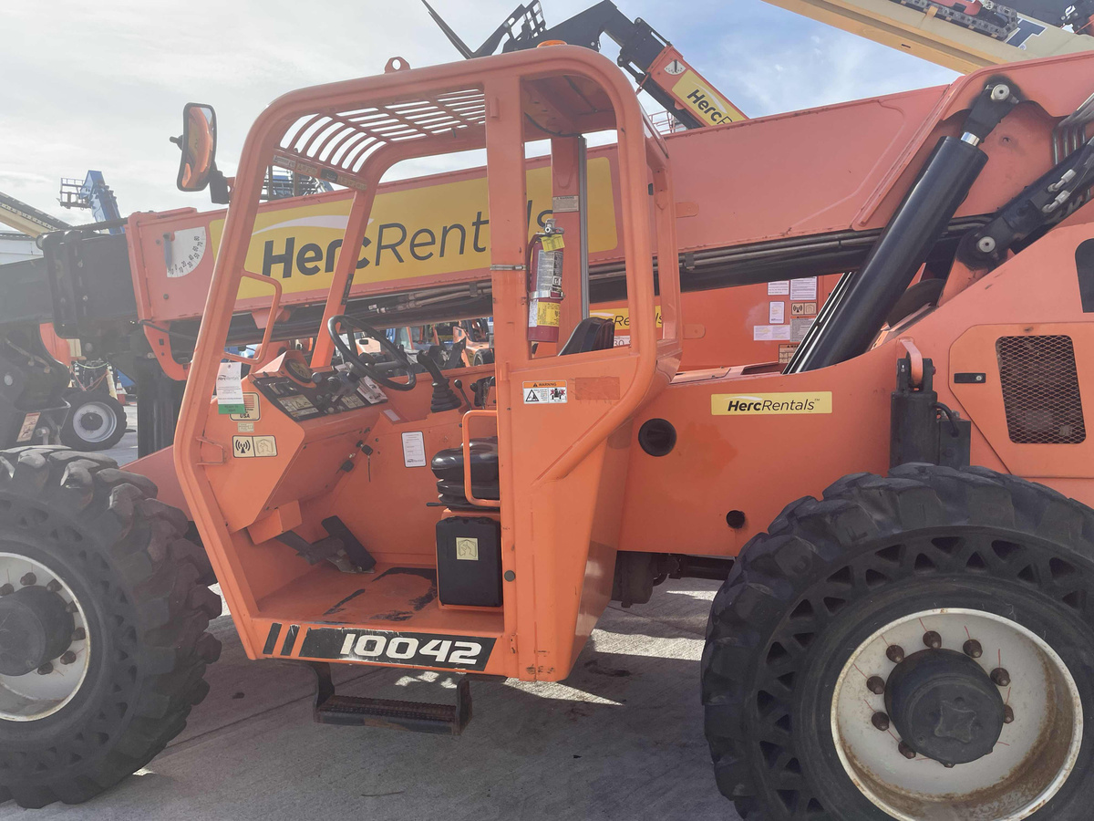 2019 SkyTrak 10042-3