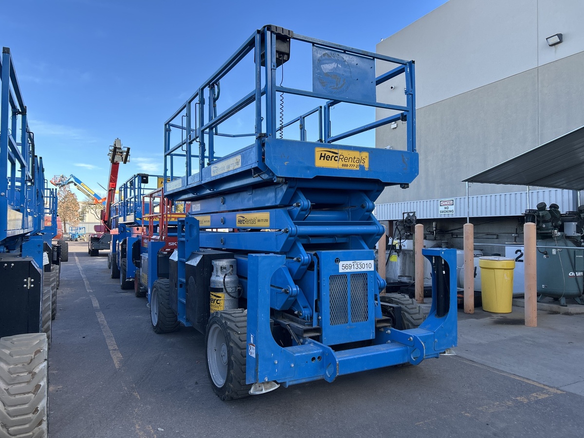 2017 Genie GS-5390 RT-4