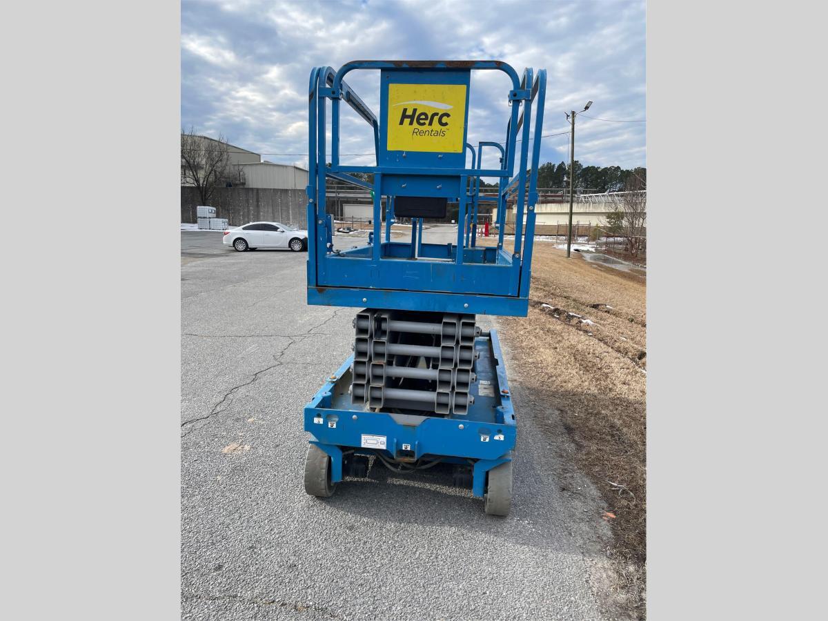 2018 Genie GS-3246-5