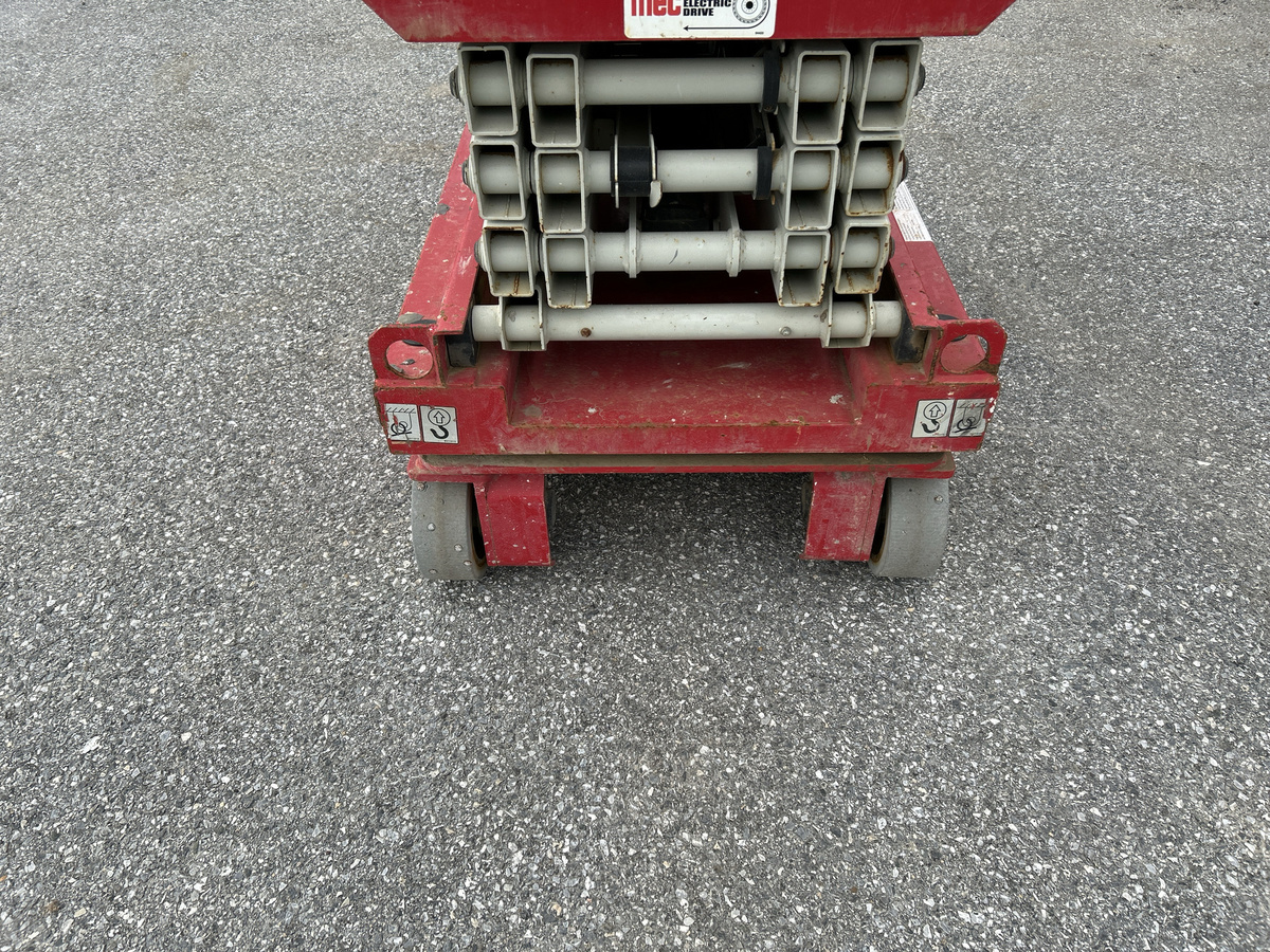 2017 MEC 1330SE-14