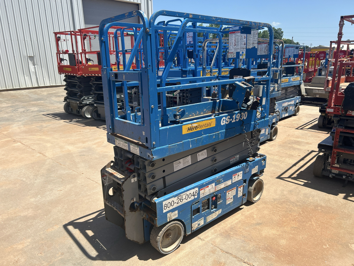 2019 Genie GS-1930