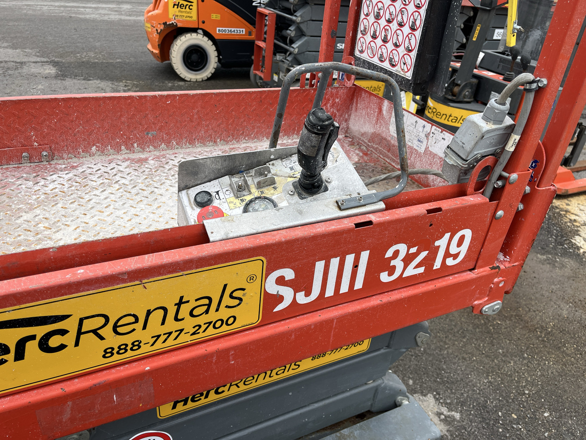 2019 Skyjack SJ3219-4