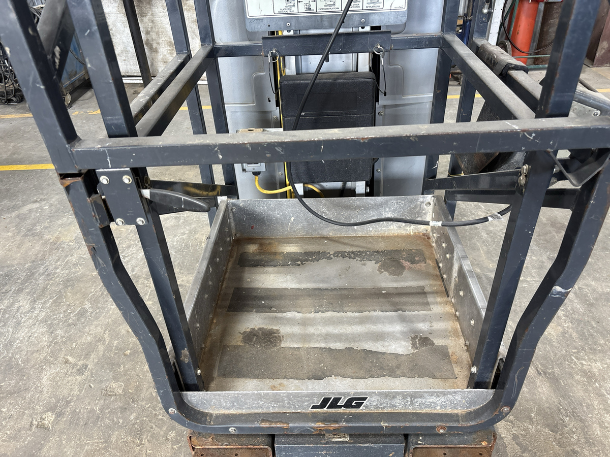 2018 JLG 20MVL-6