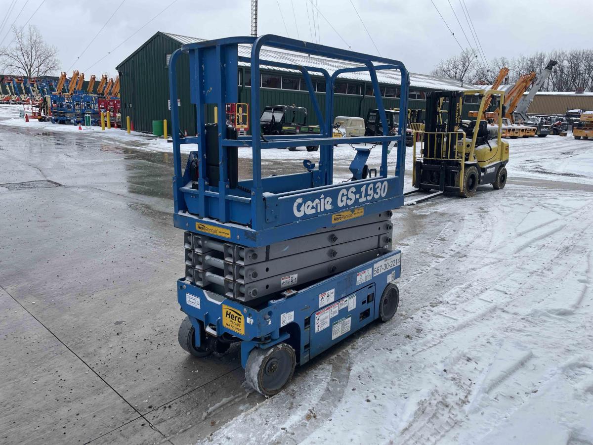 2018 Genie GS-1930
