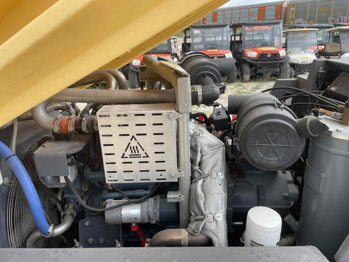 2017 Atlas Copco XAS 400