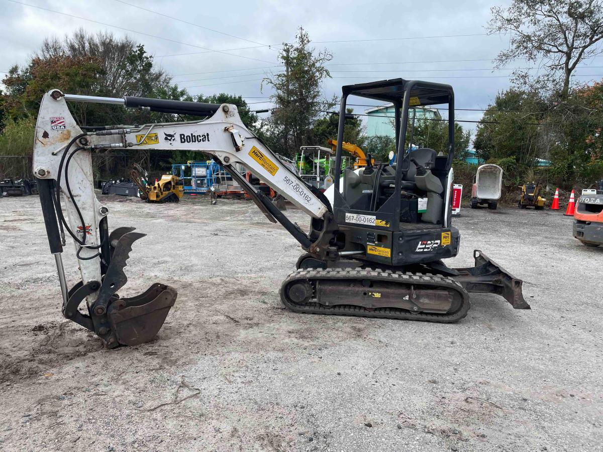2019 Bobcat E32
